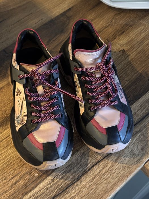 MUSETTE Sneakersi