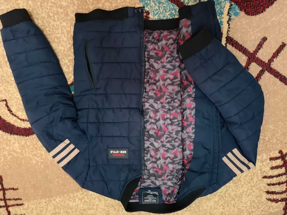 Демисезонная мужская куртка