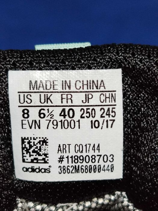 ADIDAS TERREX 330, cu GoreTex, mărimea 40, interior 24,5 cm.