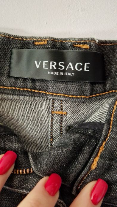 100% оригинални къси дънкови панталонки Versace