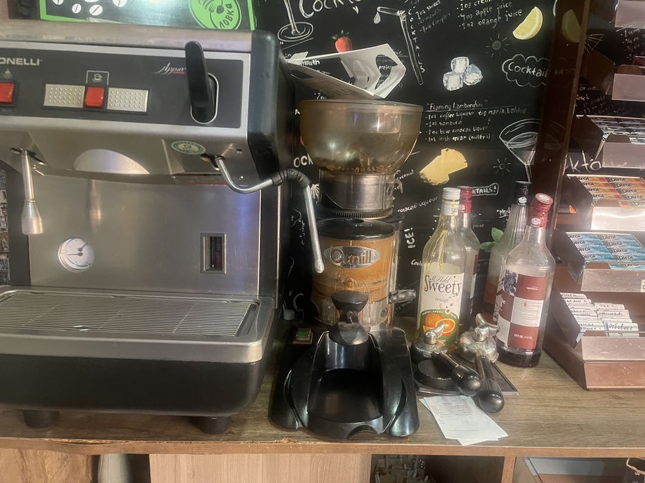 Продам Кофемашину