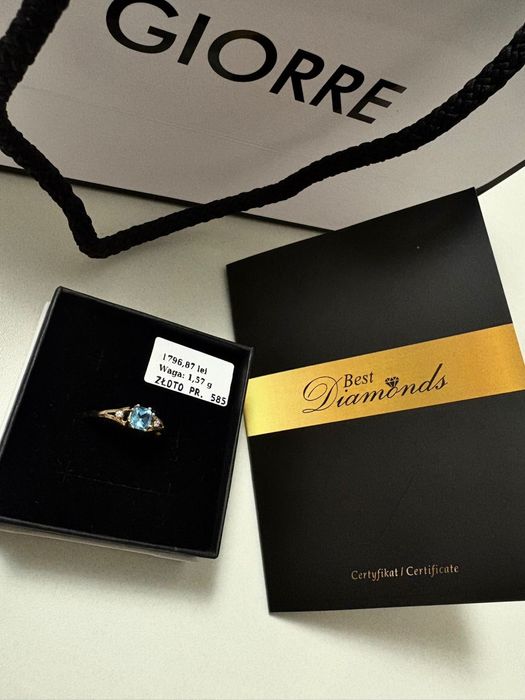 Inel de logodna de aur marimea 57 cu diamante