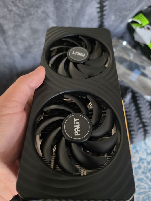 Видеокарта: Palit GeForce RTX 5060 Dual OC