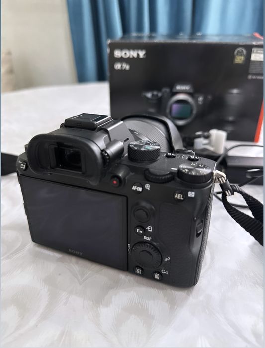 Sony A7 III  фотоаппарат