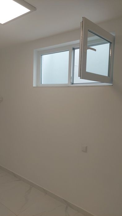 Дава се под наем Склад в Пловдив, Център - 30 кв.м за 129.54 € - Снимка #4