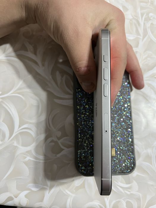 iPhone 16 pro 256 gb