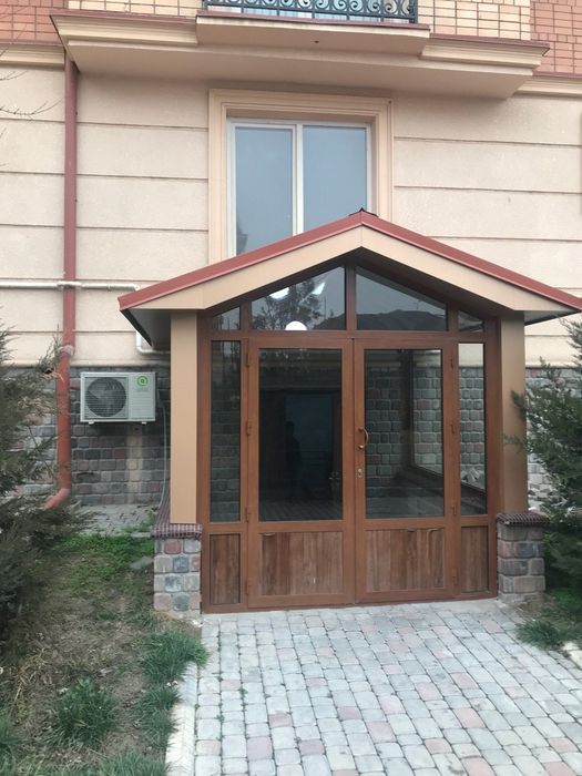 Офис  140 квм . Ул Нукусс - Эльбек   .