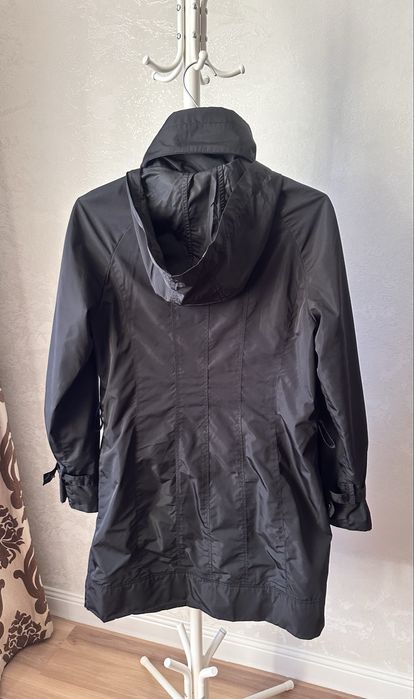 Продам плащ черного цвета