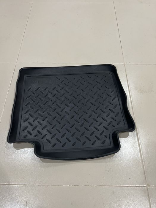 Продам полик от Лексус