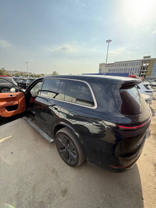 Li9 Ultra  Restayling 2025 yil nomer olingan