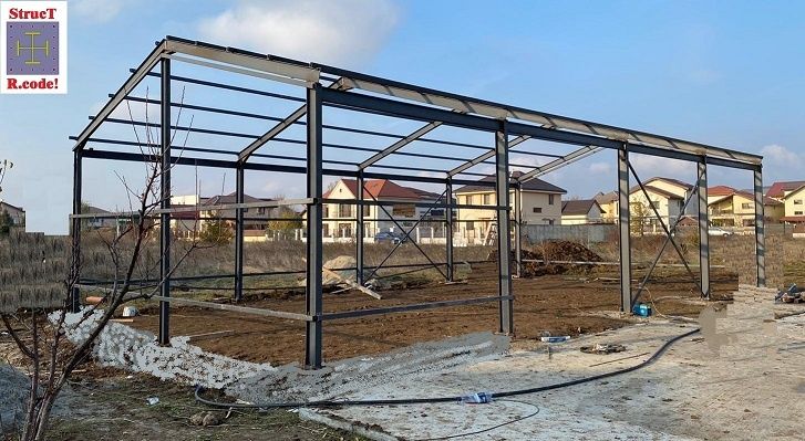 Structuri metalice, ferme, hale comete cu panou sau tabla
