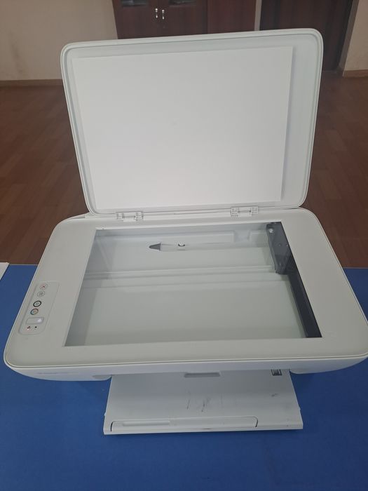 HP desk jet 2320 sotiladi