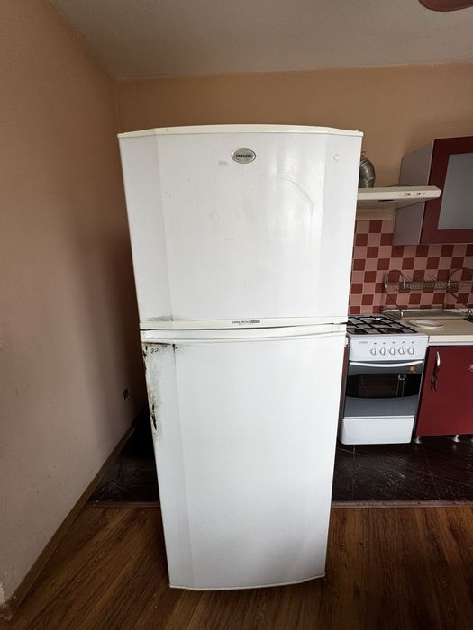 Продам б/у холодильник, самовывоз