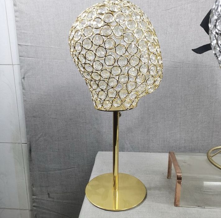 Maniken bosh,Маникен голова