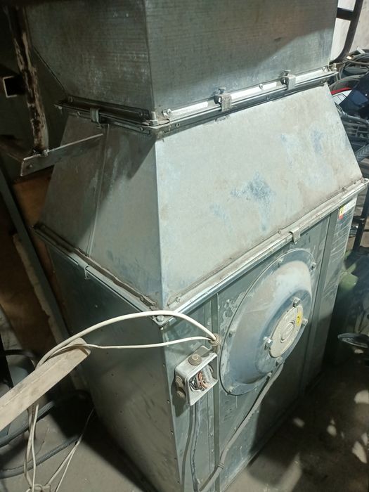 Вентилятор промышленный для кафе