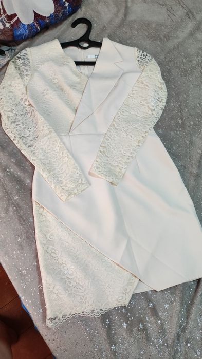 Продам шикарное Платье. 5000