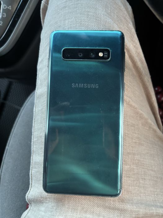Самсунг  S10. Андройд 11