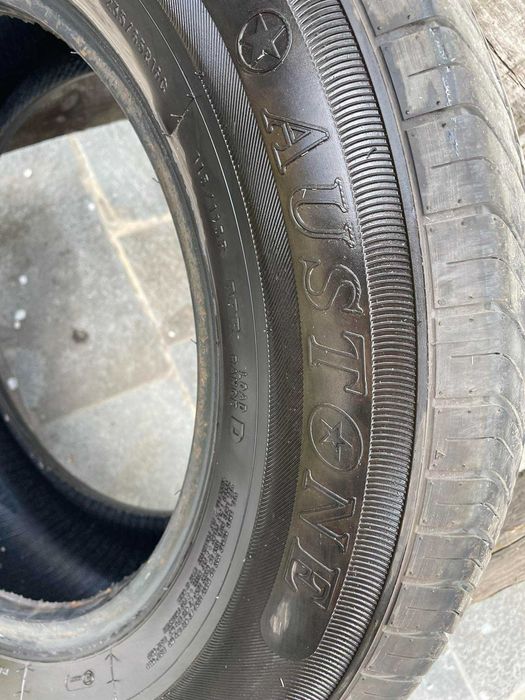 Гуми за бус 235/65