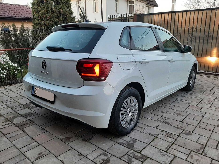 Volkswagen Polo 1.0 benzina 80 CP, euro 6, TVA deductibil, KM REALI!