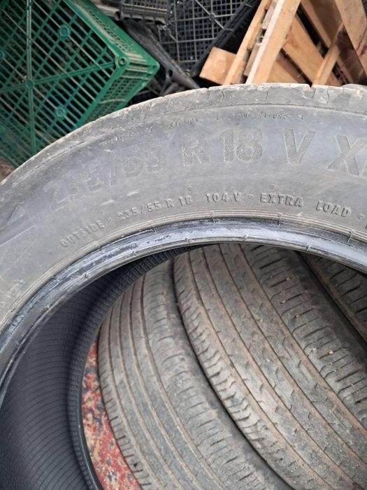 Continental 235/55/18 ПЕРФЕКТНИ