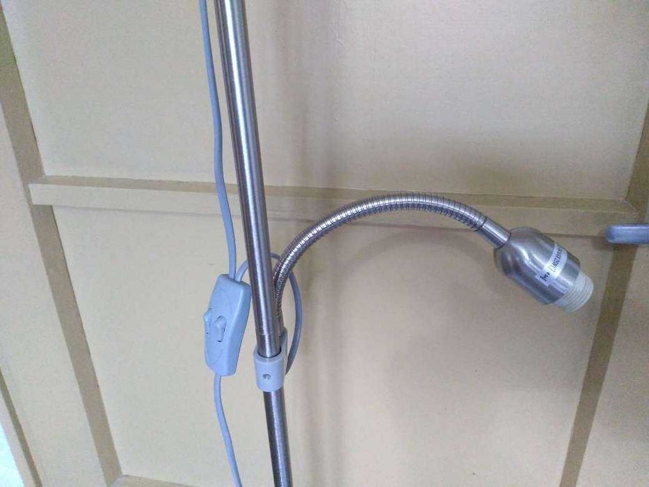 Подова лампа -лампион