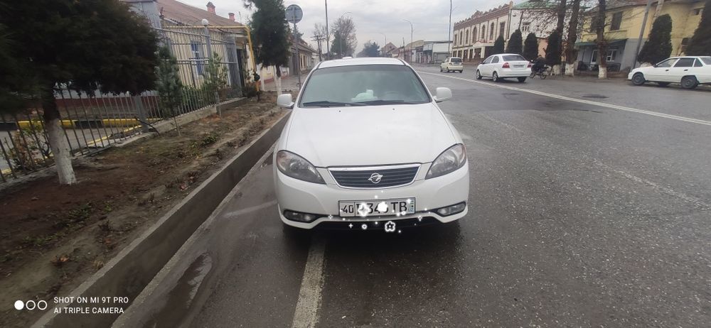 Lasetti jentra qilingan