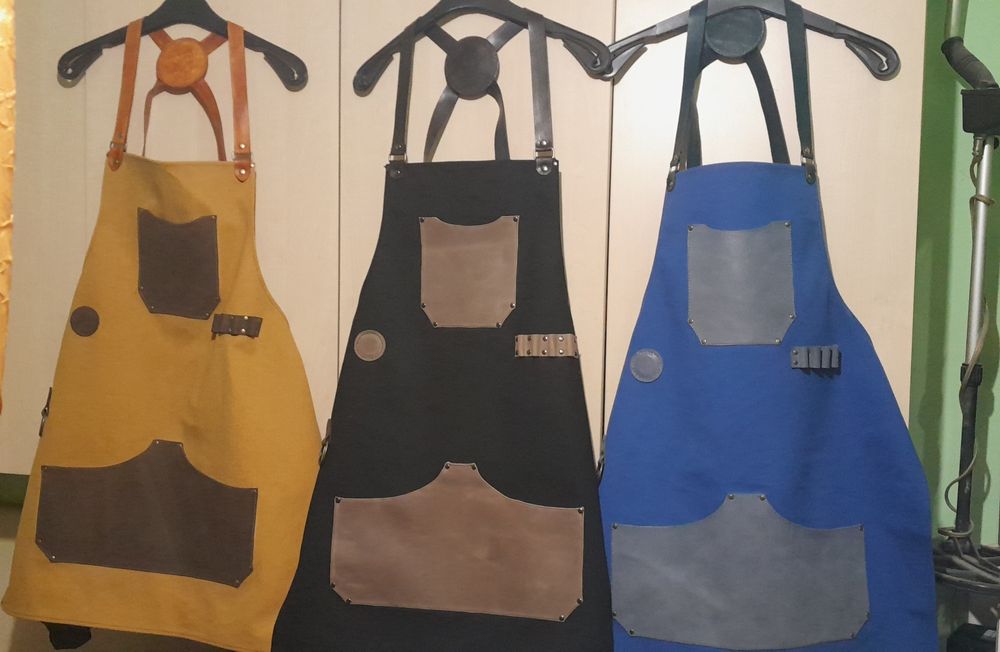 Работна престилка  от брезент и  естествена кожа