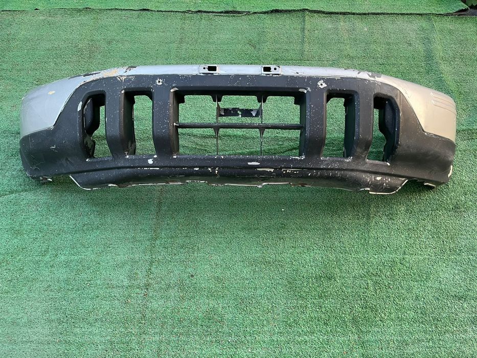 Передний бампер Honda
