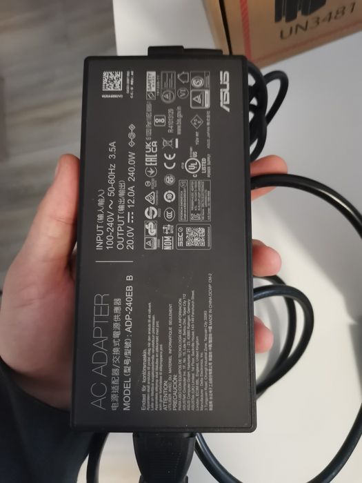 De vânzare -- Laprop Gaming Asus TUF A17 (ca nou)