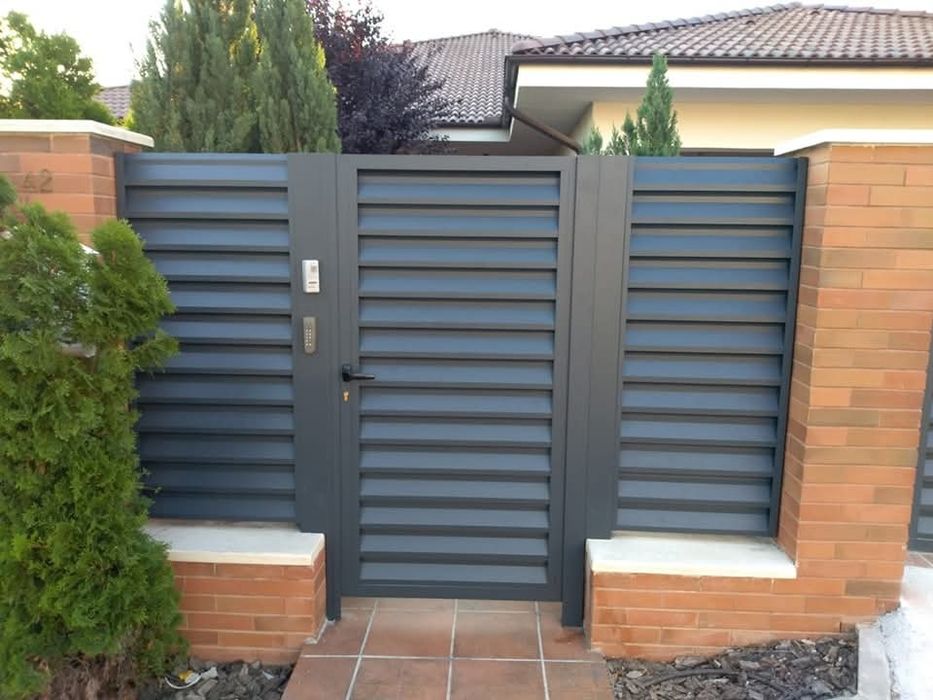 Vând garduri și porți