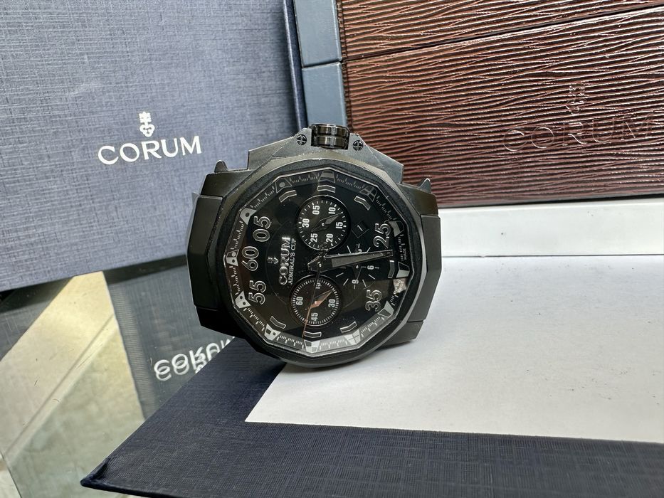 Corum Admiral Cup black hull