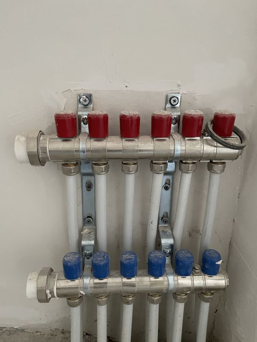 Продаётся 3-х комнатная квартира   с ремонтом. в Гефизике