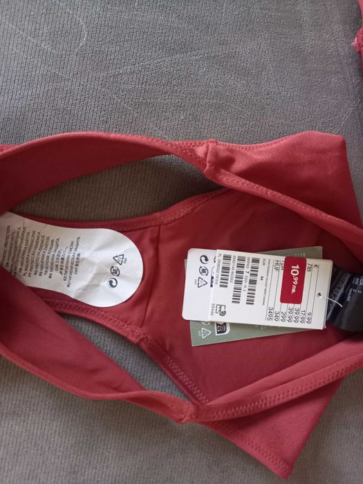 Нов бански H&M от две части