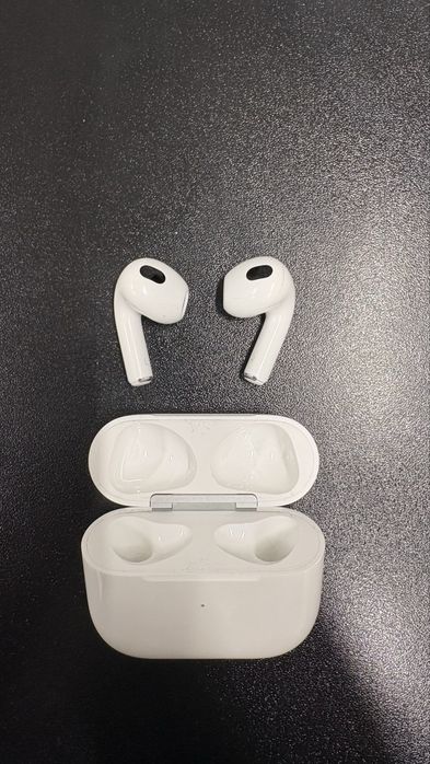 Продам Air Pods 3