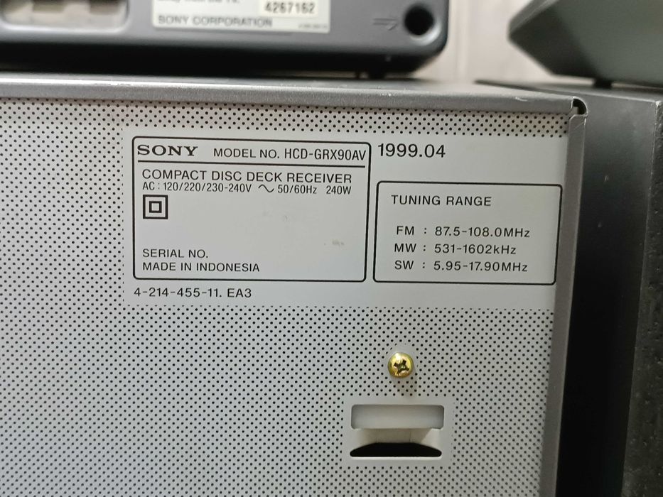 Обмен музыкальный центр Sony HCD-GRX90AV на импортный усилитель