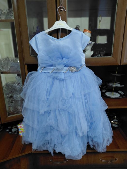 Детский вечерный койлектер сатылады