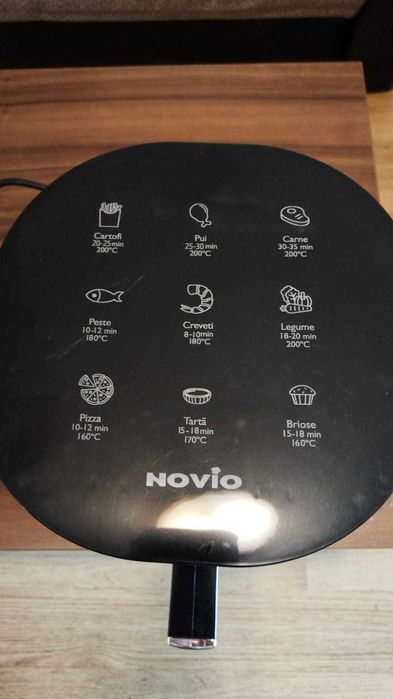 Friteuză cu aer cald  Novio, 1400W, 7L
