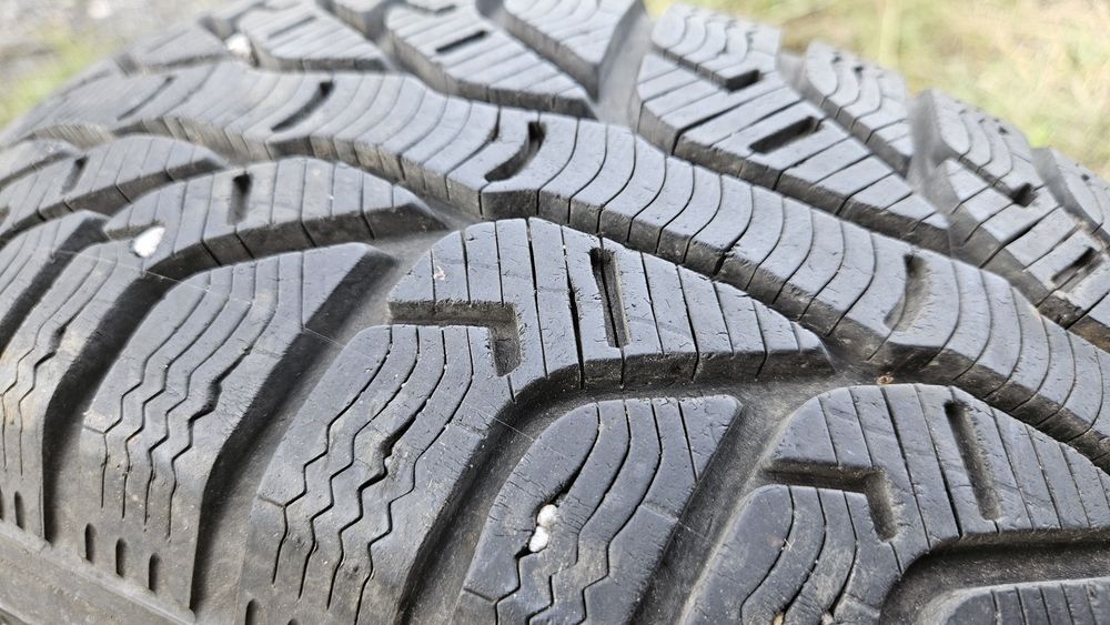 2бр гуми 175 65 14 клебер