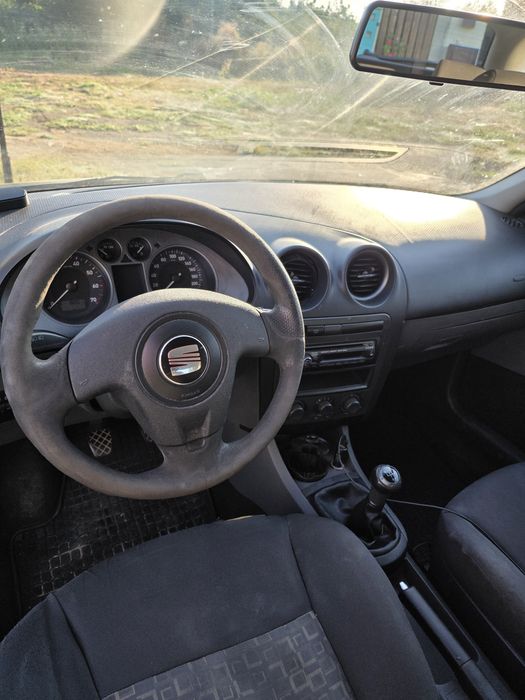 Seat Ibiza benzina manuala