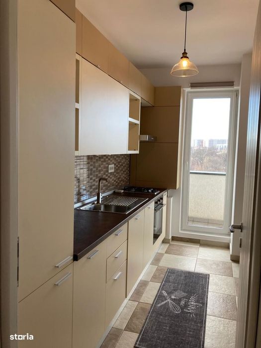 2 Camere cochete la Carol City Park | Metrou Tineretului