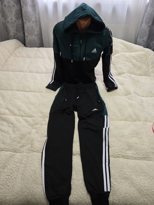 Trening complet Adidas 2 modele, unul de femei unul bărbați