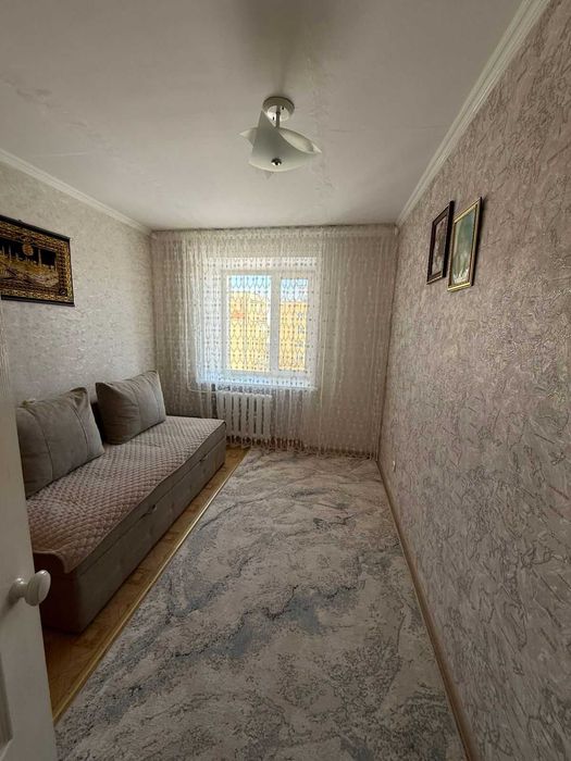 продам 4комнатную квартиру