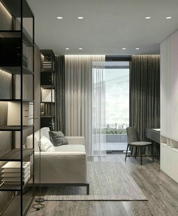 Продаётся просторная 4-комнатная квартира в отличном районе!