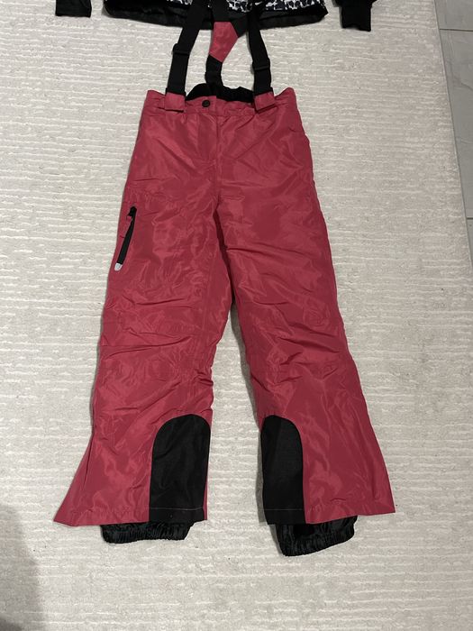 Детски ски екип за момиче за 7-8 години