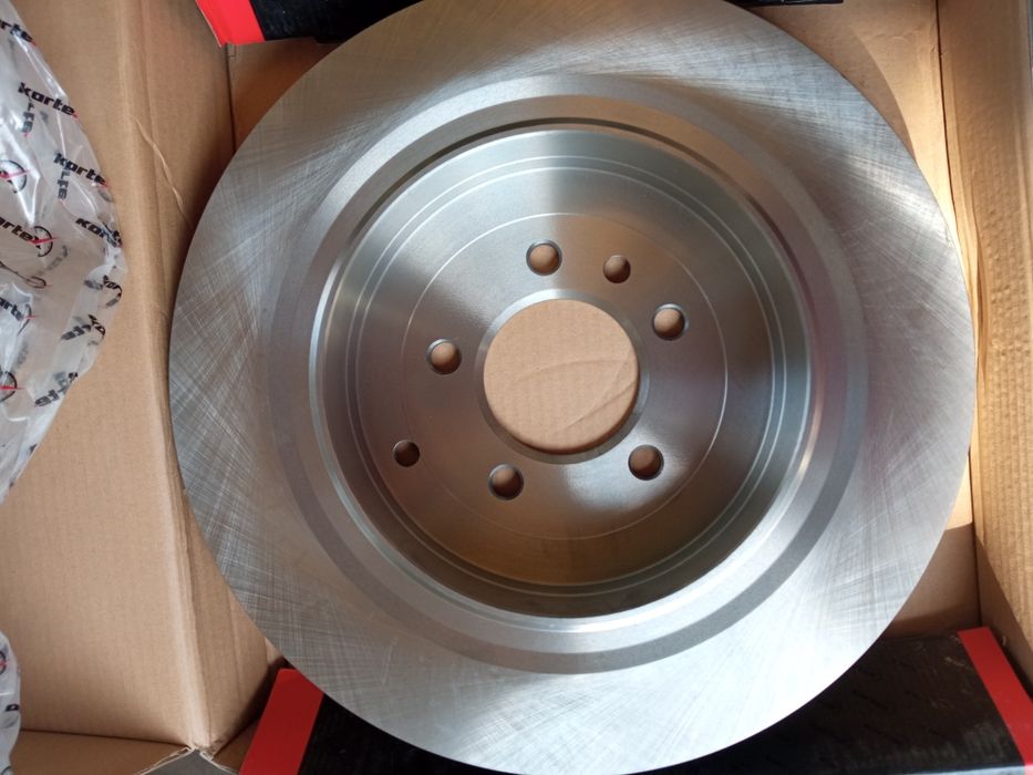 Lend Rover тормозные диски.