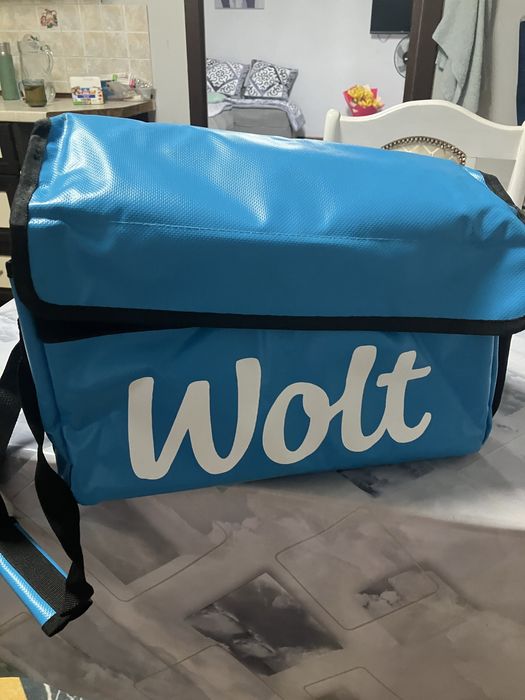 Продам маленькую термосумку WOLT