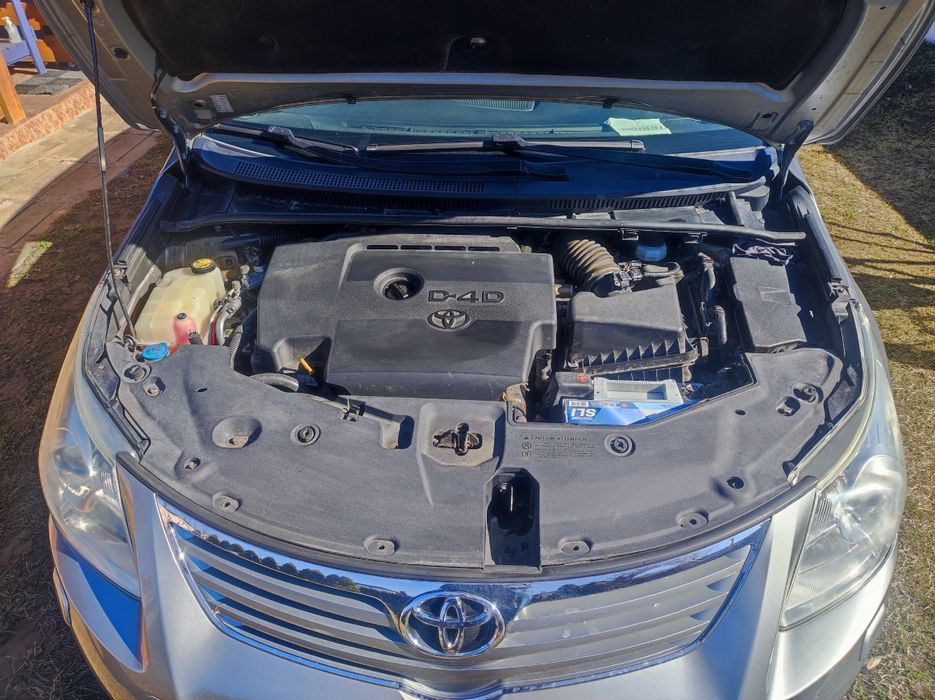 Vand Toyota avensis T27