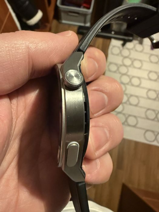 Huawei Watch GT 3 Pro Titanium stare impecabila