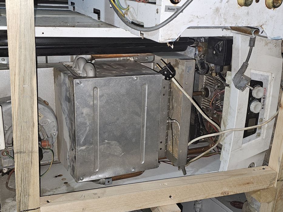 200$ дан Котеллар бор Рабочи