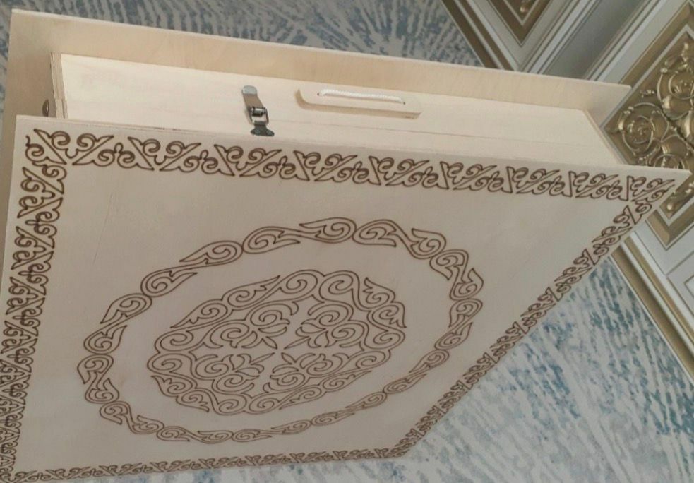 Столь в аренду !